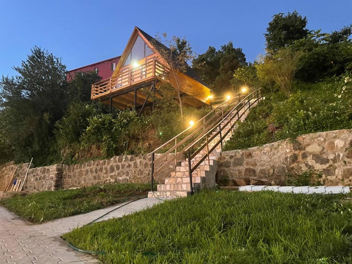 بيت للعطل Beautiful Wooden House With Seaside Views *