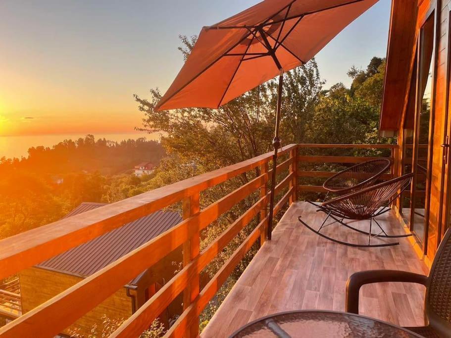 Beautiful Wooden House With Seaside Views * باتومي