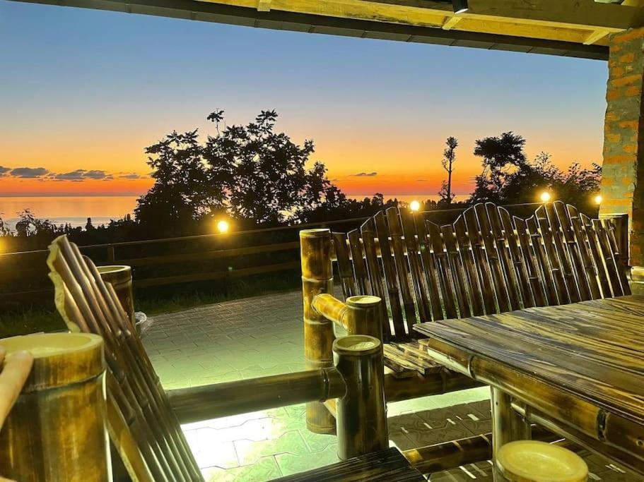 Beautiful Wooden House With Seaside Views Holiday home *